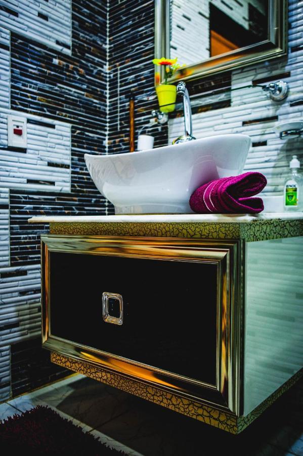 Hi Pyramids Apartment Cairo Ngoại thất bức ảnh